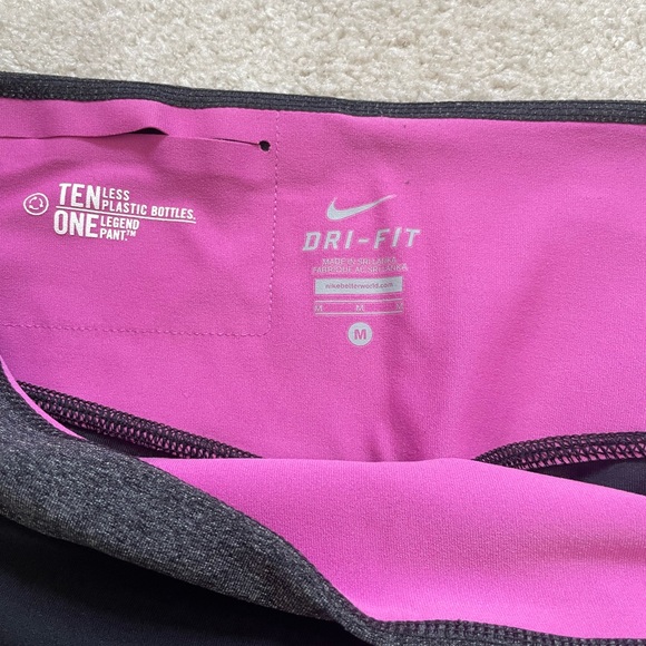 Nike wide leg capris - Picture 3 of 3